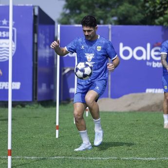 Frans Putros Yakin Persib Bisa Lolos ke Perempat Final ACL 2