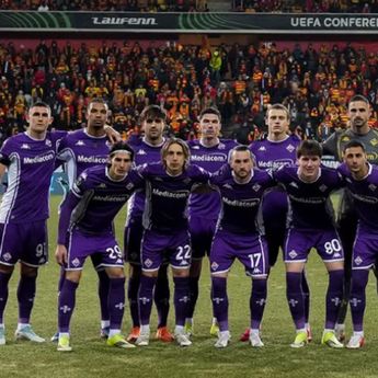 Fiorentina Menang Besar di Polandia