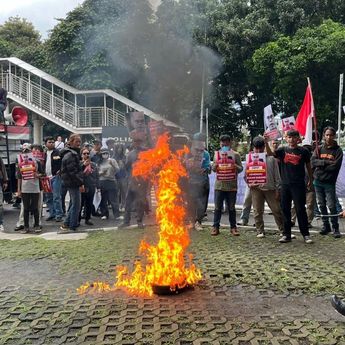 KPK Diminta Tindak Oknum Staf Ahli Kementerian