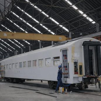 Kenalkan Kereta Ekonomi Kerakyatan, Kereta Mudik Lebih Lega dan Murah