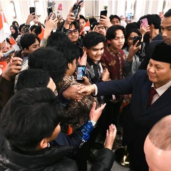 Momen Sukacita Diaspora Sambut Prabowo di Amman Yordania