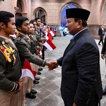Kehangatan di Bulan Ramadan, Diaspora Indonesia Sambut Kedatangan Prabowo di Abu Dhabi