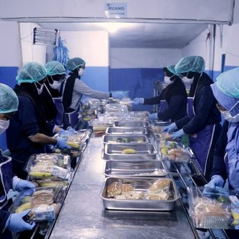 Kisah Nur dan Kejutan MBG untuk Ayah di Sigi: Cemas yang Berujung Tangis Haru