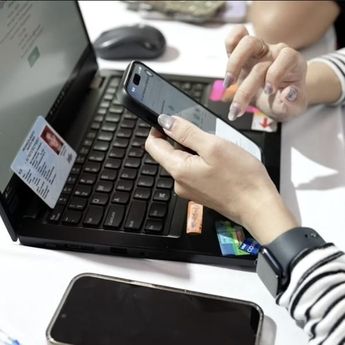 DPR Minta Digitalisasi Dipercepat, Biar Gak Lagi Minta Fotokopi e-KTP Masyarakat