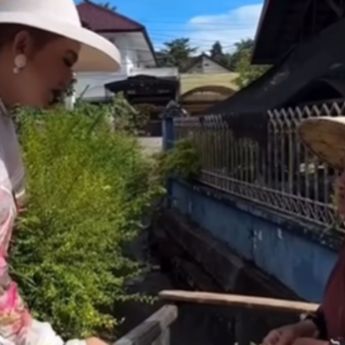 Outfit Istri Gubernur Kaltim Disorot Gegara Mirip Noni Belanda Saat Blusukan ke Pedagang Sayur