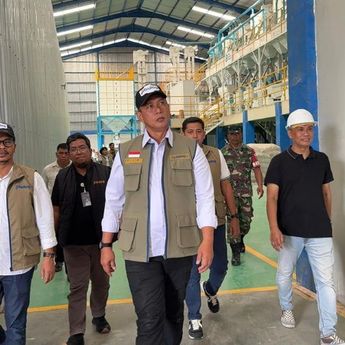 Dirut BULOG Tinjau Mitra Makloon di Maros, Dorong Inovasi Pemanfaatan Sekam Padi Bernilai Ekonomis