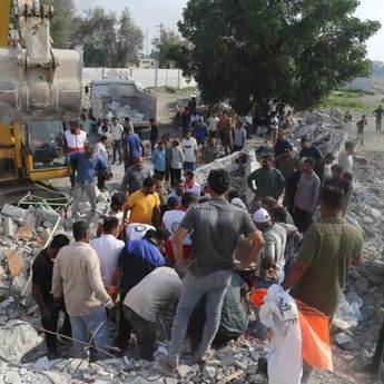 Perang Iran, DPR Minta Skema Pemulangan Jemaah Umrah Disiapkan