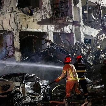 Kedutaan AS di Riyadh Luluh Lantak Usai Diserang Drone Iran, Layanan Ditutup