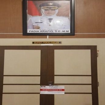 KPK Segel 4 Ruang Kantor Pemkab Pekalongan Usai OTT
