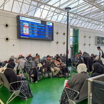 Kemenhaj Pastikan 6.047 Jamaah Umrah Tiba dengan Aman di Tanah Air