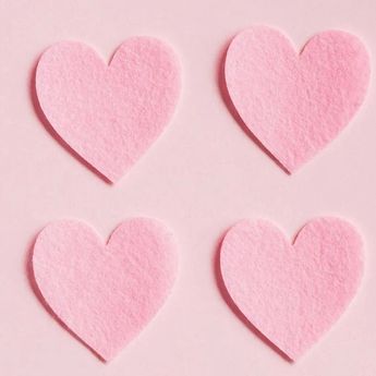 Hukum Mencium dan Menyentuh Istri Saat Puasa