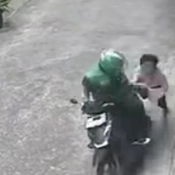 Polisi Ringkus Penjambret yang Pura-pura Menolong Lansia Pingsan di Jelambar