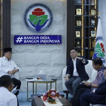 Mendes Yandri: Pemberdayaan dan Pendampingan Kunci Sukses Pembangunan Desa