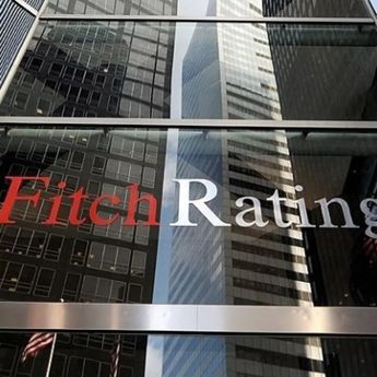 Fitch Ratings Revisi Outlook Peringkat Utang Indonesia dari Stabil Jadi Negatif