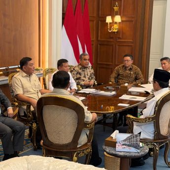 Seskab Teddy: Prabowo Terima Wakil Ketua DPR di Istana, Bahas Ketahanan Pangan hingga Dinamika Geopolitik