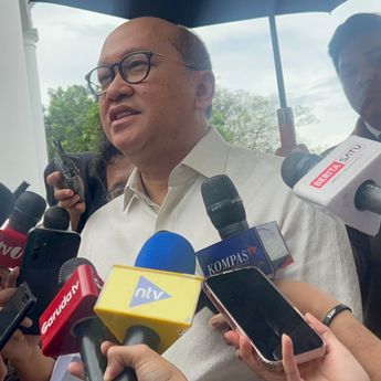 Bos Danantara Ungkap Investasi USD 1,4 Miliar Masuk untuk Pembangunan Pabrik PLTS di Indonesia