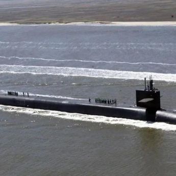 AS Klaim Tenggelamkan Kapal Perang Iran di Samudera Hindia, Sri Lanka Bantu Evakuasi Korban