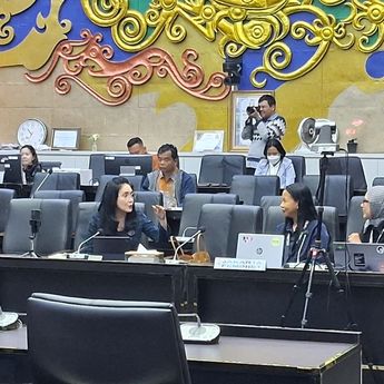Minta RUU PPRT Disahkan, Rieke: Gaji Anggota DPR dari Keringat PRT