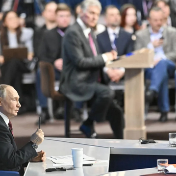 Teleponan sama Putih, Trump Sebut Percakapannya &ldquo;Sangat Baik&rdquo; Bahas Ukraina dan Konflik Iran