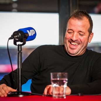 Legenda Ajax Amsterdam ke Maarten Paes: Saya Akan Kirim Dia Balik ke Amerika