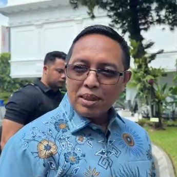 Hasan Nasbi Diundang Rapat di Istana