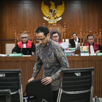 Sidang Kasus Korupsi Chromebook Ditunda, Nadiem Makarim Dirawat di Rumah Sakit