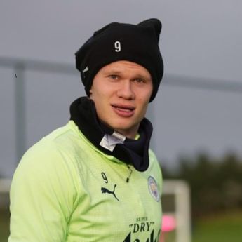 Agen Bantah Rumor Kepindahan Erling Haaland ke Barcelona