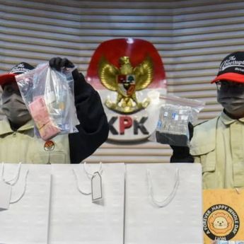 KPK Tetapkan Bupati-Sekda Cilacap Tersangka Pemerasan THR