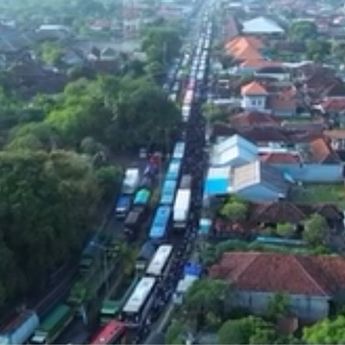 DPR Minta Macet Horor Gilimanuk Cepat Dibereskan
