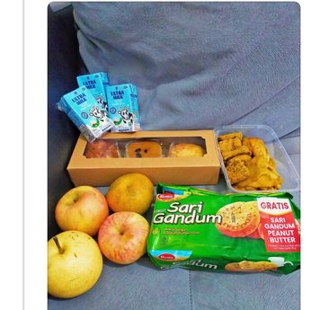 Bahagianya Para Ibu Terima MBG Spesial Ramadan: Berasa Dapat Parsel Lebaran