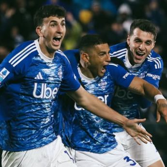 Como Kalahkan AS Roma 2-1