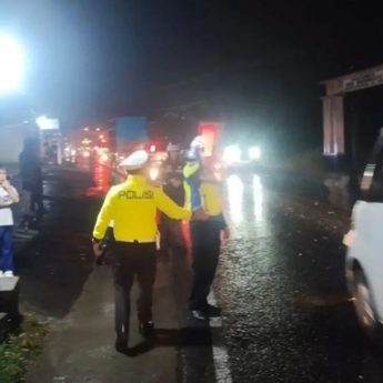 Kecelakaan Beruntun di Jalur Mudik Garut, 2 Orang Luka-luka
