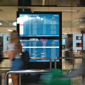 Naik Hampir 11 Persen, Pengguna Angkutan Umum Saat Mudik Lebaran Tembus 6 Juta Orang