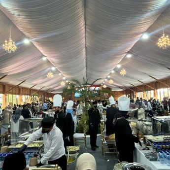 Warga Mulai Ramai Kunjungi Open House Lebaran di Istana, Antusias Bertemu Prabowo