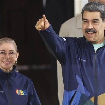 Maduro Ajukan Pembatalan Dakwaan di Pengadilan AS