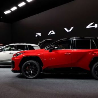 Toyota Catat Penurunan Produksi Global 3,9%, Dampak Persaingan di China Makin Terasa