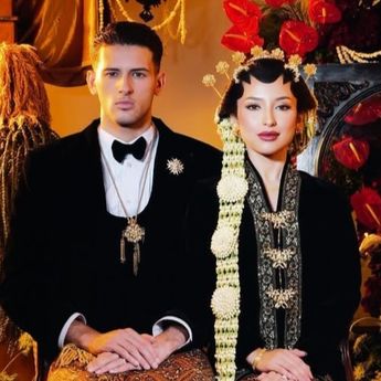 Potret Prewedding Justin Hubner dan Jennifer Coppen Usung Konsep Adat Jawa