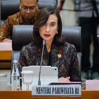 Kemenpar Siapkan Strategi Jaga Target Pariwisata 2026 di Tengah Tekanan Global