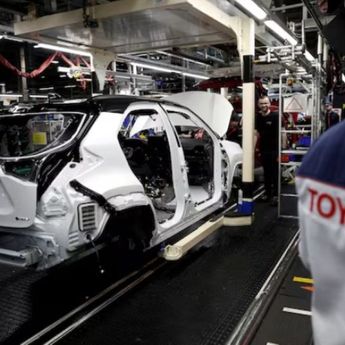 Toyota Peringatkan "Krisis Besar": Persaingan Mobil China Kian Mengancam, Standar Kualitas Siap Dilonggarkan