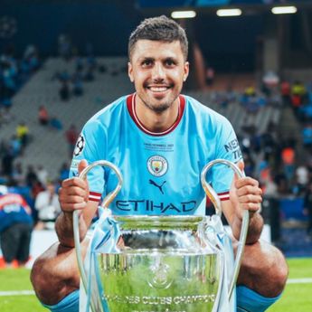 Dilirik Real Madrid, Manchester City Siapkan Kontrak Baru untuk Rodri`