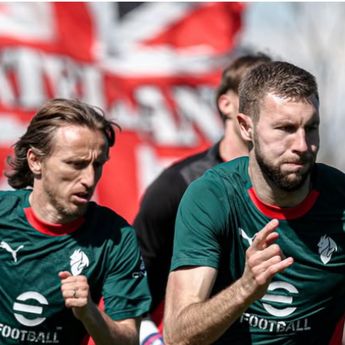 Allegri: Lini Serang AC Milan Lengkap untuk Hadapi Napoli