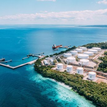 Bukti Nyata Komitmen Lingkungan, Dua Terminal Energi PET Raih Proper Hijau