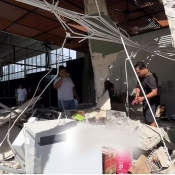 Ledakan di Lapangan Padel Gunung Putri Bogor, Gedung SD Ikut Hancur