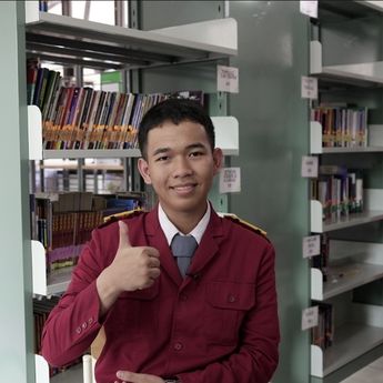 Sekolah Rakyat Hidupkan Mimpi Anak Pengemudi Ojol untuk Kuliah di AS dan Jadi Data Analyst