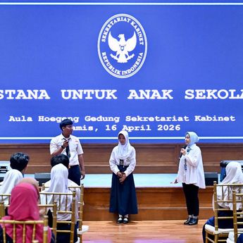 Menyusuri Istana, Menyulam Mimpi: Pengalaman Tak Terlupakan Murid SMP 39 Jakarta