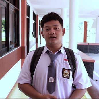 Dari Tahu Bulat ke Sekolah Rakyat