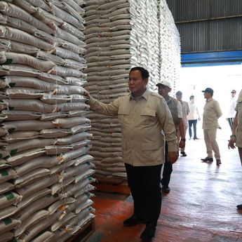 Gudang Bulog Penuh, Presiden Prabowo Nyatakan Negara Hadir Penuhi Kebutuhan Dasar Rakyat