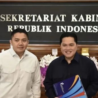 Seskab Teddy Terima Laporan dari Menpora Soal Deregulasi 191 Aturan Jadi 4