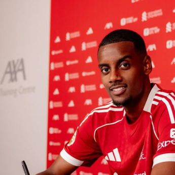Alexander Isak Ungkap Kondisinya Semakin Baik