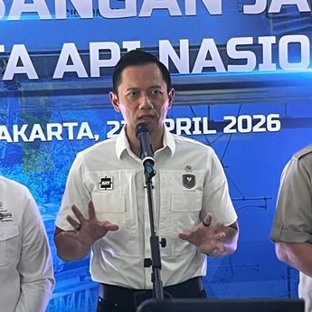 AHY Soroti Ketimpangan Anggaran Jalan dan Kereta Api